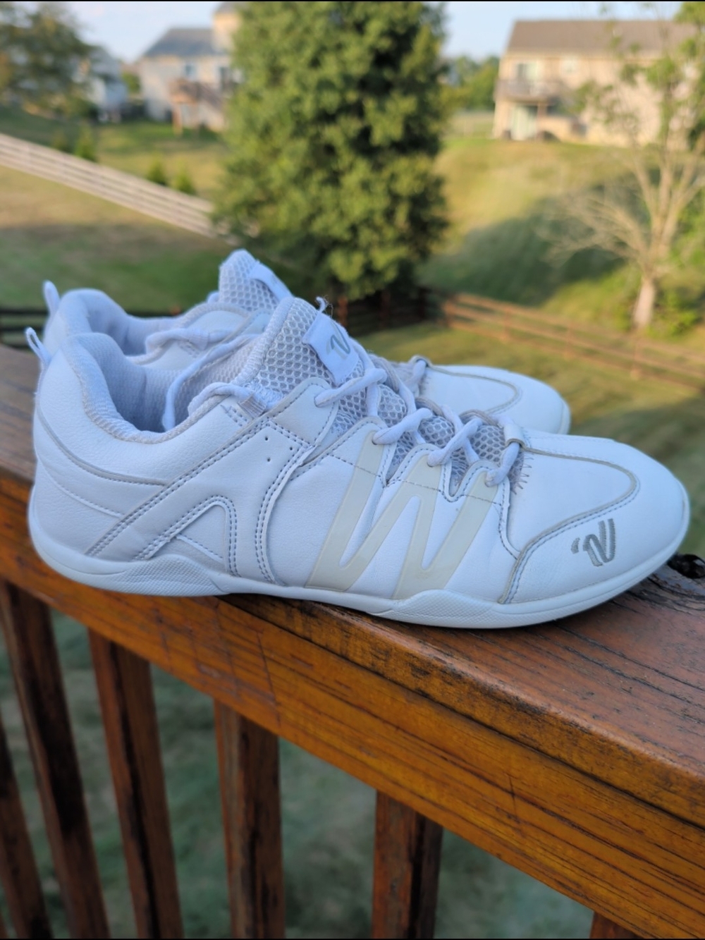 Varsity Tradition White Cheer Shoes Womens' 11